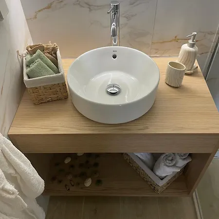 Numenia Seafront 別荘 Chalki Town