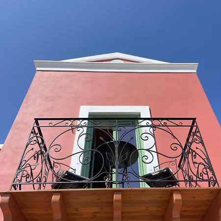 Numenia Seafront 別荘 *