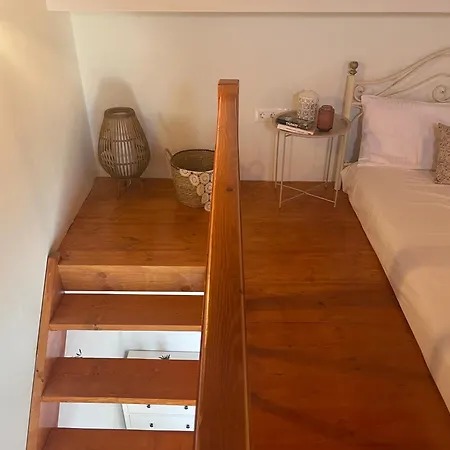 Numenia Seafront בית נופש *