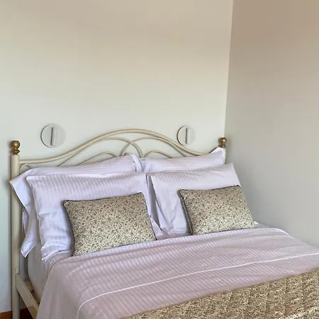 בית נופש Numenia Seafront האלקי