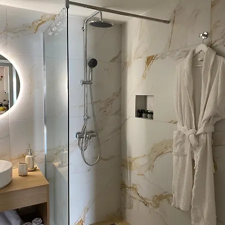 Numenia Seafront האלקי