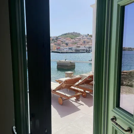 Numenia Seafront * Chalki Town