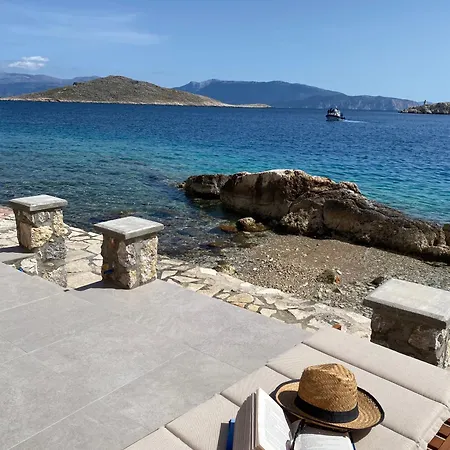 Numenia Seafront 펜션 Chalki Town
