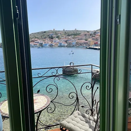 Numenia Seafront בית נופש *