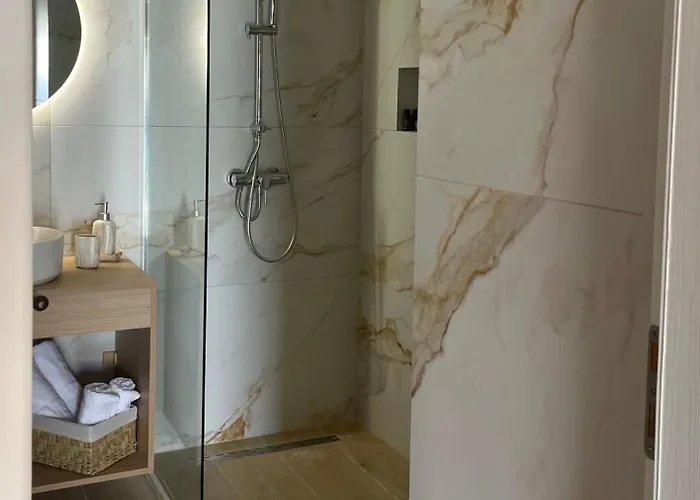 Numenia Seafront * Chalki Town