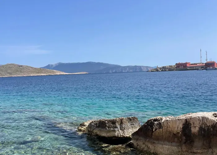 Numenia Seafront * Chalki Town